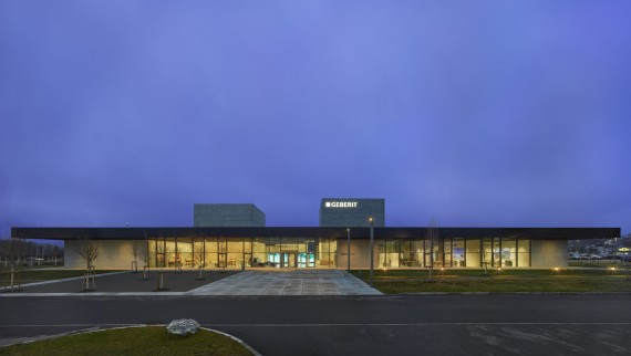 Кампус Geberit в Пфулендорфе(© Roland Halbe)