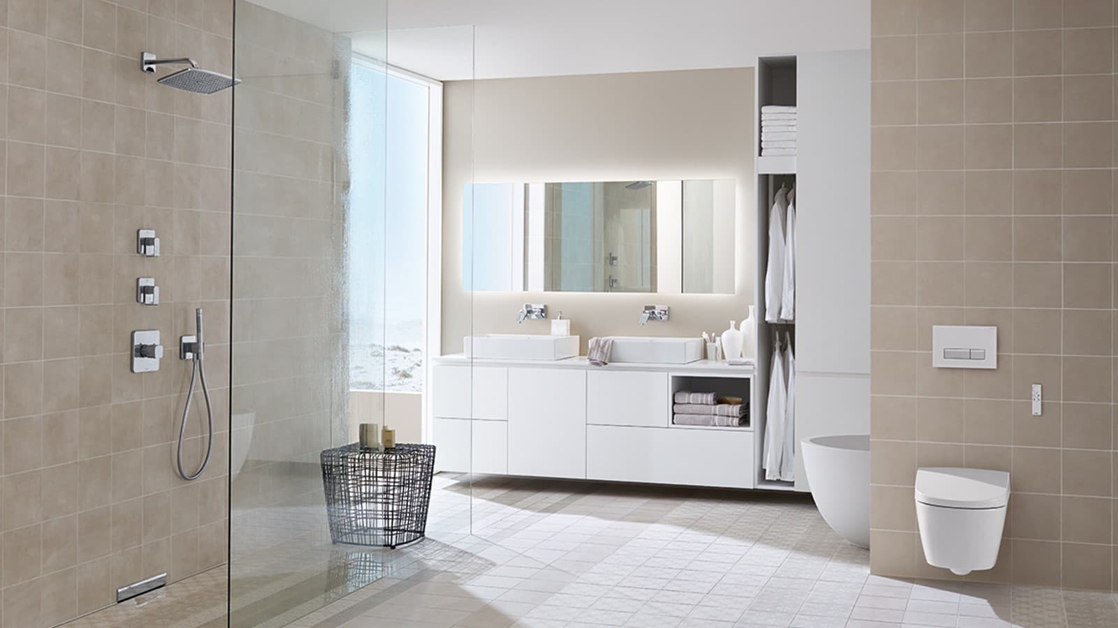 душевая без поддона с трапом встроенным в стену душевая без поддона с трапом встроенным в стену