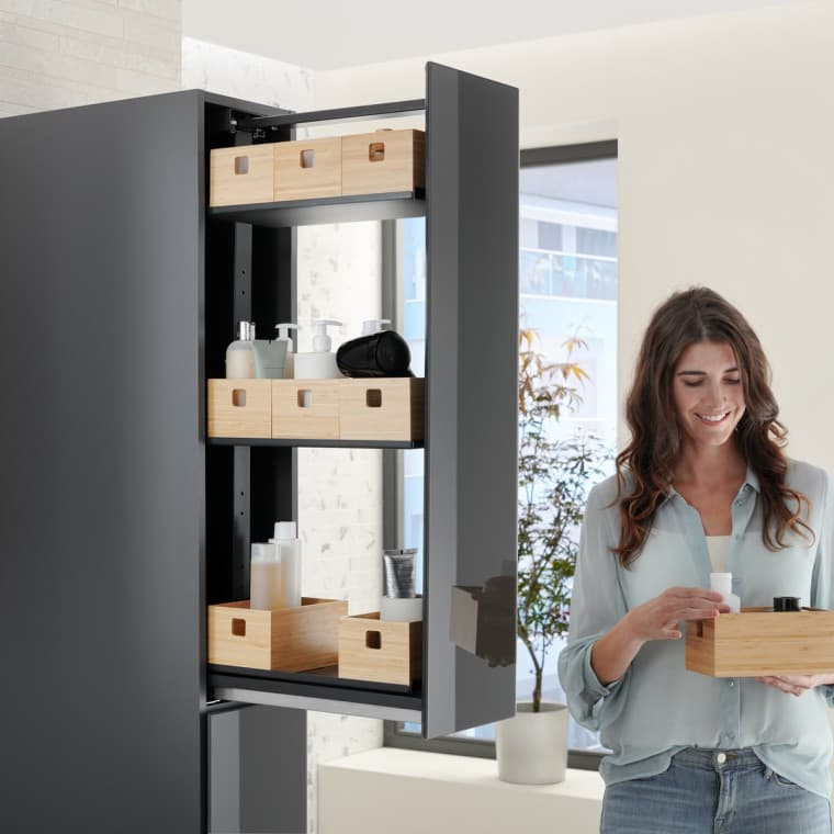 Узкие высокие шкафчики Acanto Узкие высокие шкафчики Acanto