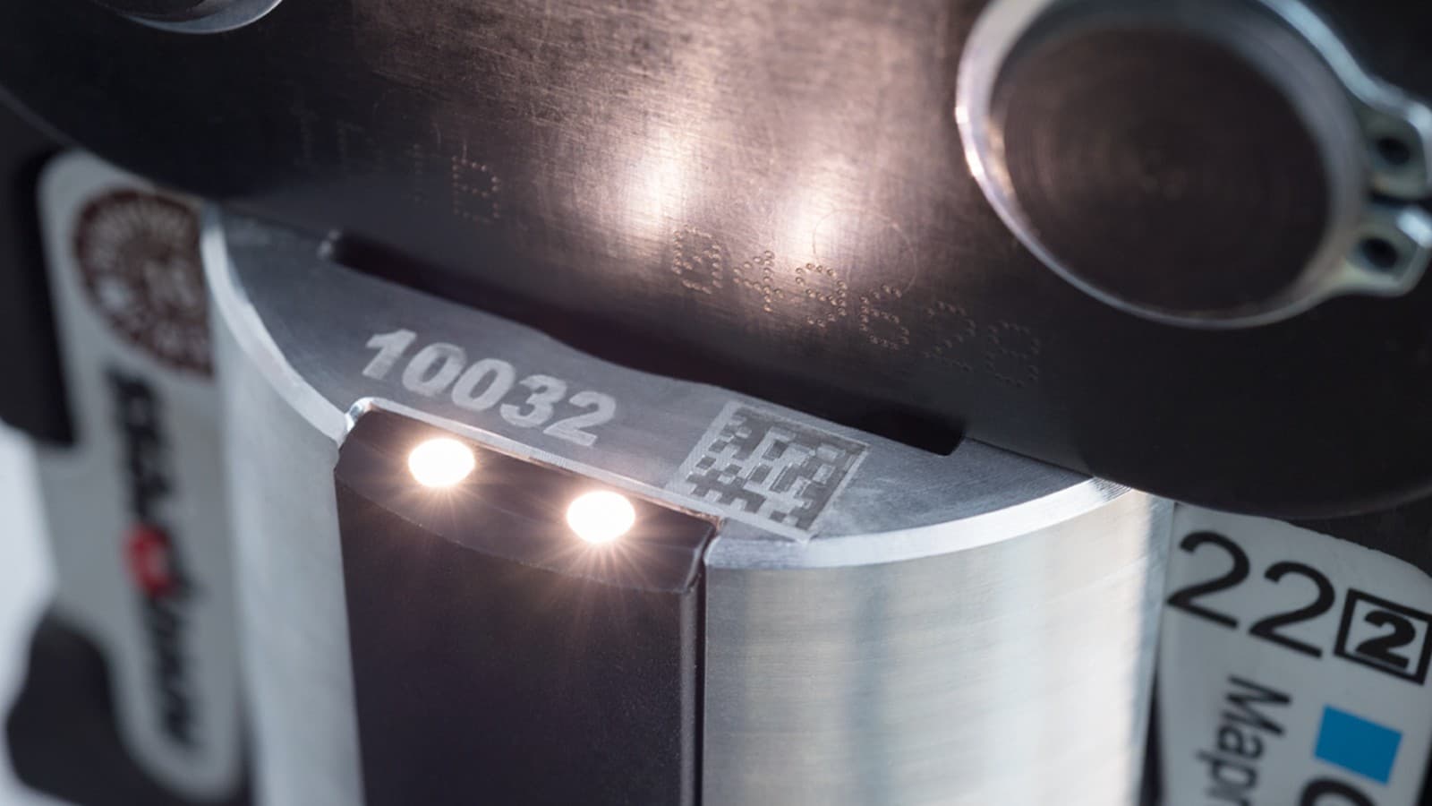 Пресс-инструмент Geberit с подсветкой точки нажатия обеспечивает оптимальную видимость Пресс-инструмент Geberit с подсветкой точки нажатия обеспечивает оптимальную видимость